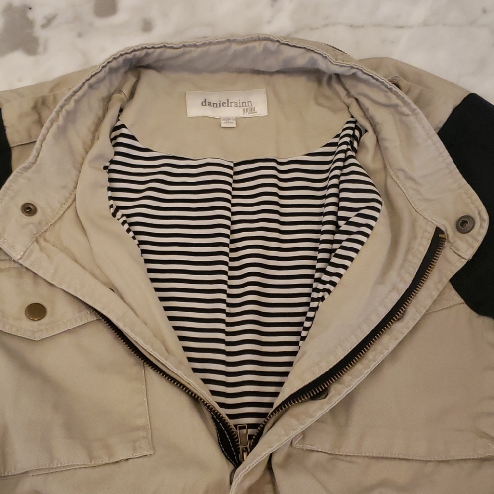 Light Weight Jacket - image 5